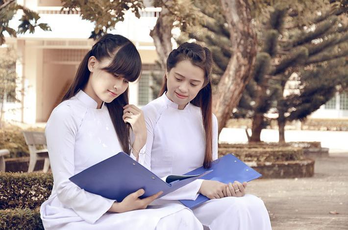 救援俏皮女孩